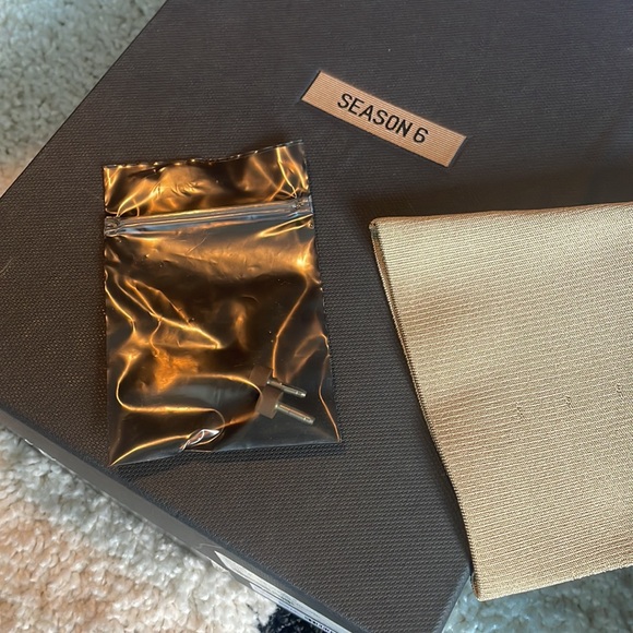 Yeezy Season 6 Beige Pointed Toe Heeled Boots - Picture 10 of 14